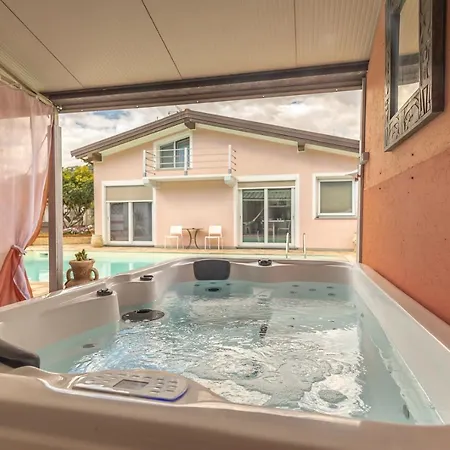 Veggia Butega Holiday home Diano San Pietro